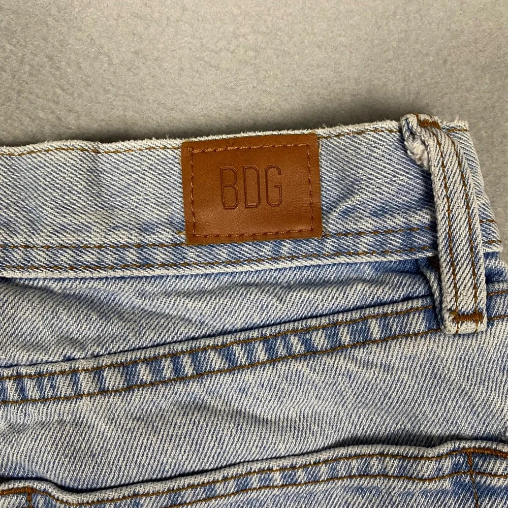 BDG Urban Outfitters Dad Fit Light Wash Denim Jeans Women's 30x30‎
